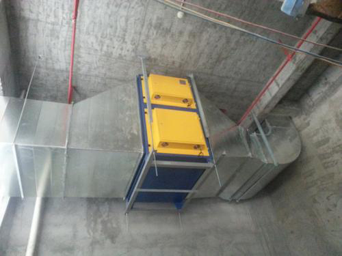分享静电式油烟净化器特点及工作原理